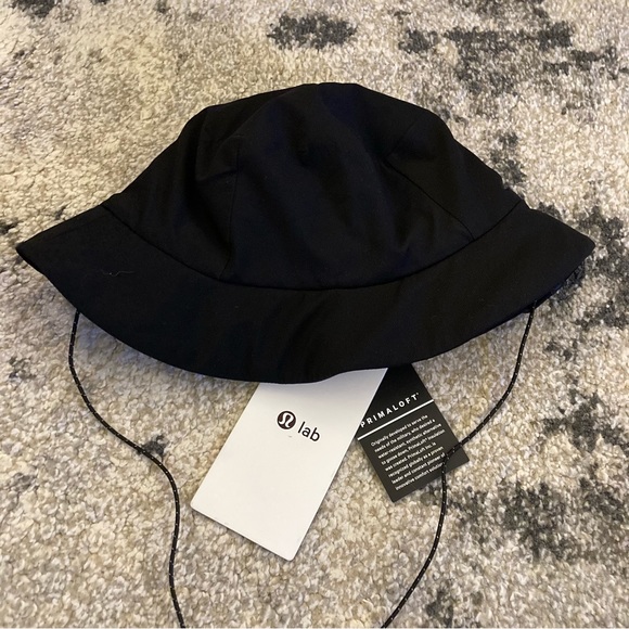 Lululemon Lab Bucket Hat - Picture 4 of 6